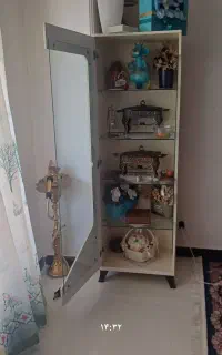 بوفه شیری پنج طبقه شیشه ای
