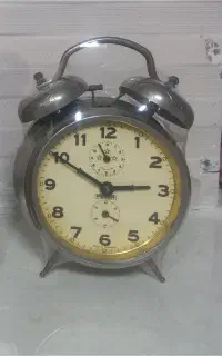 ساعت پیتر المام