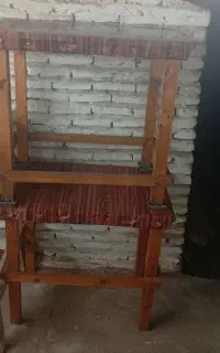 سه عدد نیمکت