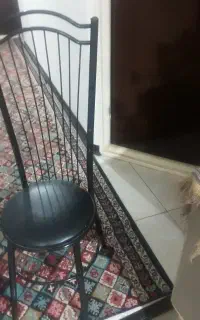 میزنهارخوری  با۴عددصندلی فلزی ۷میلیون تومان