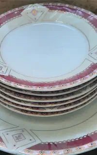 کیک خوری نونو