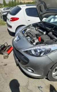 مکانیکی سیار باطری ساز پنچرگیری درمحل