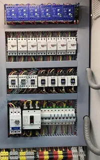 برقکار ساختمانی، برقکار صنعتی