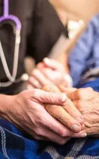 اعزام پرستار سالمند خانم و آقا و پرستار کودک