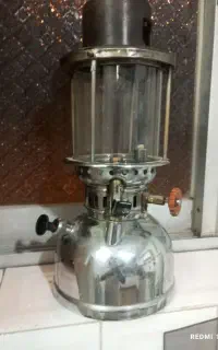 چراغ زنبوری