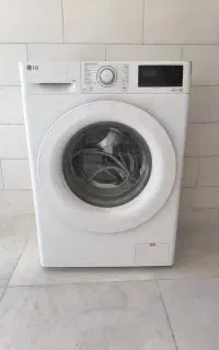 ماشین لباسشویی ال‌جی با ظرفیت ۷ کیلویی