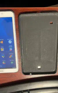 تبلت galaxy tab 4