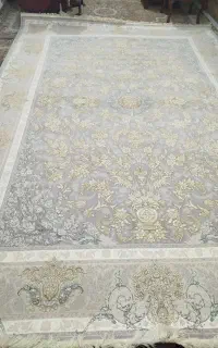فرش طلاکوب گل برجسته