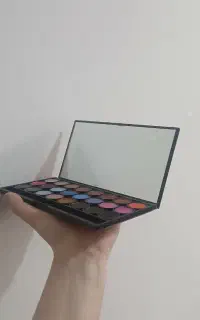 سایه ۲۴ رنگ  شاین