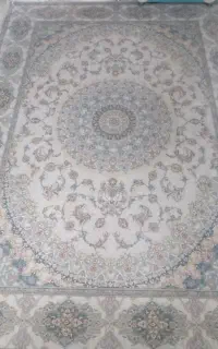 فرش فیروزه‌ای پردیسان دلیجان