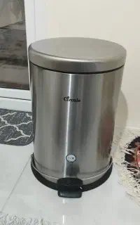 سطل آشغال فلزی