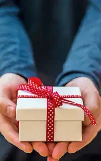 هدیه به شما میدم ۱۵ سوت ۳۰۰ هزار تومان طلا رایگان