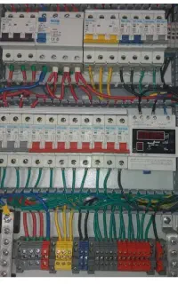 برق‌کاری و نصب دوربین و اسپلیت با نظارت مهندس ناظر