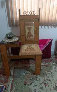 میز تلفن سلطنتی