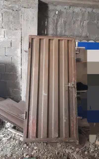 درب آهنی ۲ عدد فروشی