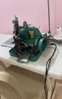 سردوز پروانه به همراه میز
