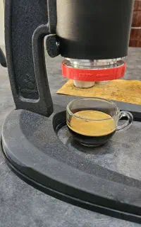 اسپرسوساز بینیاز از برق