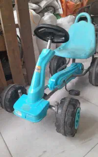 ماشین چهار چرخ فرمانی