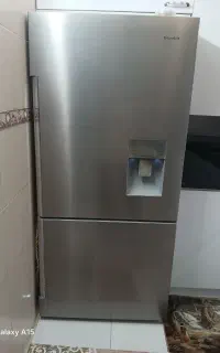 یخچالو فریزر دیپوینت یخ ساز دار