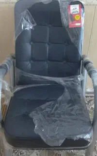 صندلی و کمدلباسی