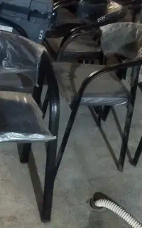 6عددصندلی انتظار درحد نو..تاحالااستفاده نشده