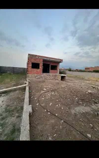 خانه ویلایی نیمه ساز