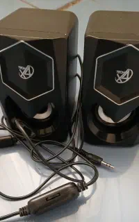 اسپیکر Tech