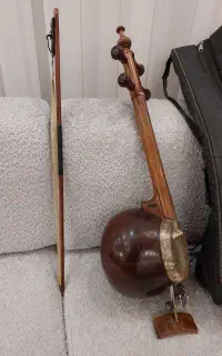 کمانچه ایرانی استاد کیهان