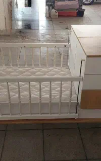 تخت خواب نوزاد و کودک برند اپادانا