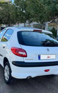 پژو ۲۰۶  مدل۹۸