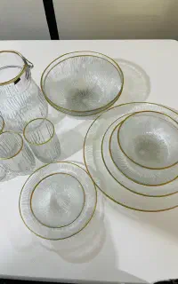 سرویس پذیرایی ۱۲ نفره لب طلایی سولو