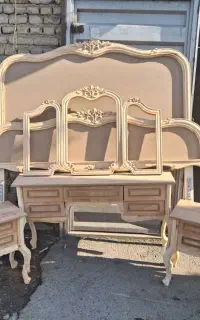 تولیدی سرویس خواب و مبل ابزاری