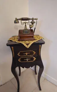 میز تلفن