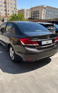 هوندا سیویک 2013  بی رنگ