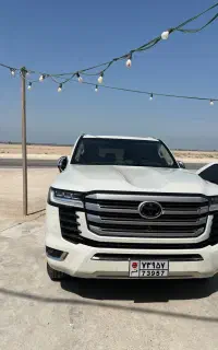 نیازمند سرویس مدرسه دختر