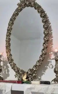 آینه و شمعدون برنجی