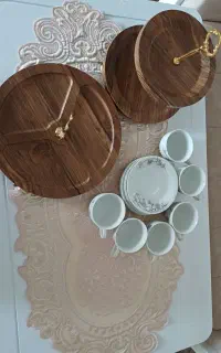 تعدادی ظروف