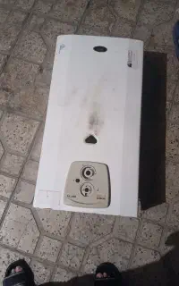 دوعد د آبگرمکن دیواری