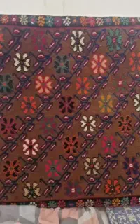 پشتی دست بافت