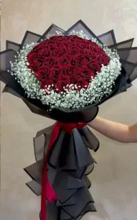 دسته گل و باکس گل روبانی