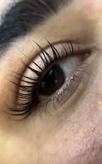 اکستنشن مژه،لیفت و لمینیت مژه و ابرو