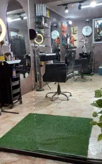 اصلاح موی سر مردانه ۱۵۰ تومان پیرایش پارسیان
