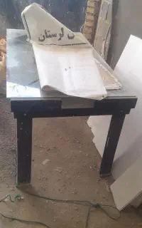 میز محکم وسالم