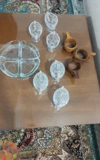 تعدادی لوازم پذیرایی کریستال،چوبی، فلاکس