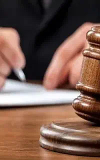 مشاور و حل مشکلات حقیقی و حقوقی