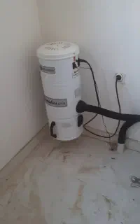 جارو  برقی مرکزی آرمیداس