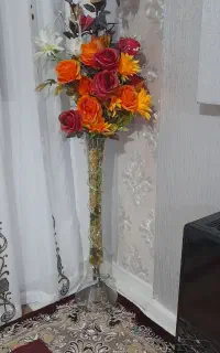 دسته گل و با گلدان