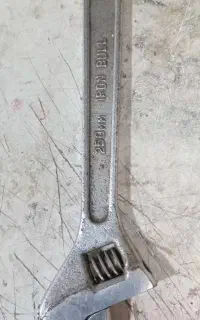 آچار فرانسه