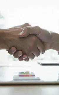 جذب مشاور و بازریاب فعال