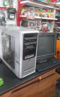 سیستم خانگی به همراه نرم افزار های کاربری